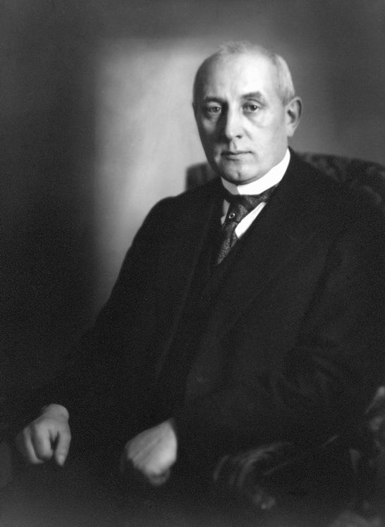 eugen-bolz-cc9b9fae-7a08-49d4-80d0-23290a5ce80-resize-750.jpeg