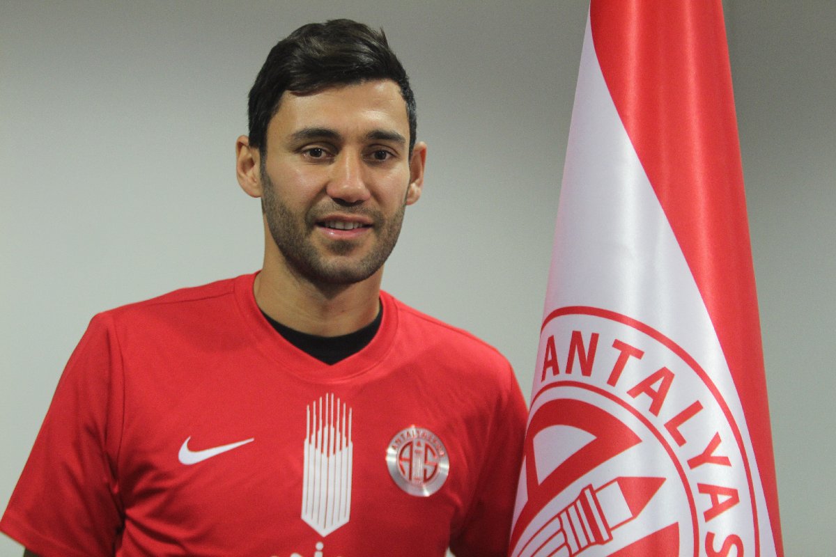 veysel-sari1_10500253.jpg